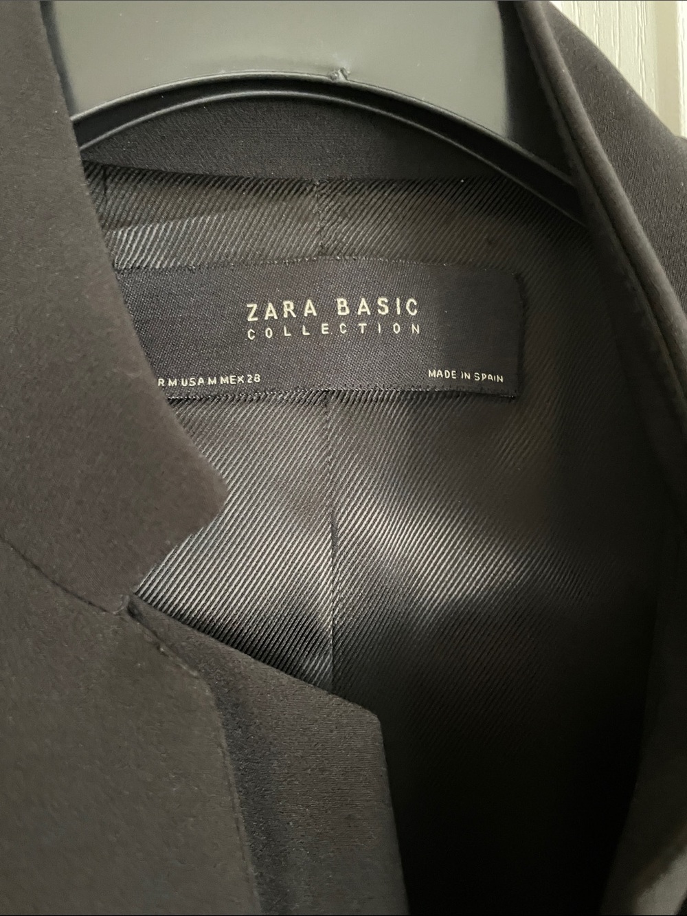 Zara Black Collarless Longline Blazer - Picture 3 of 3